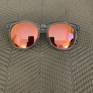 Blenders Pacific Grace Sunglasses